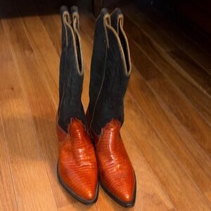 Justin Black and Tan Cowboy Boots